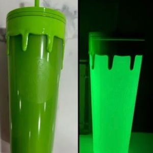 Starbucks 2023 Halloween Release Green slime venti tumbler Glows in the dark
